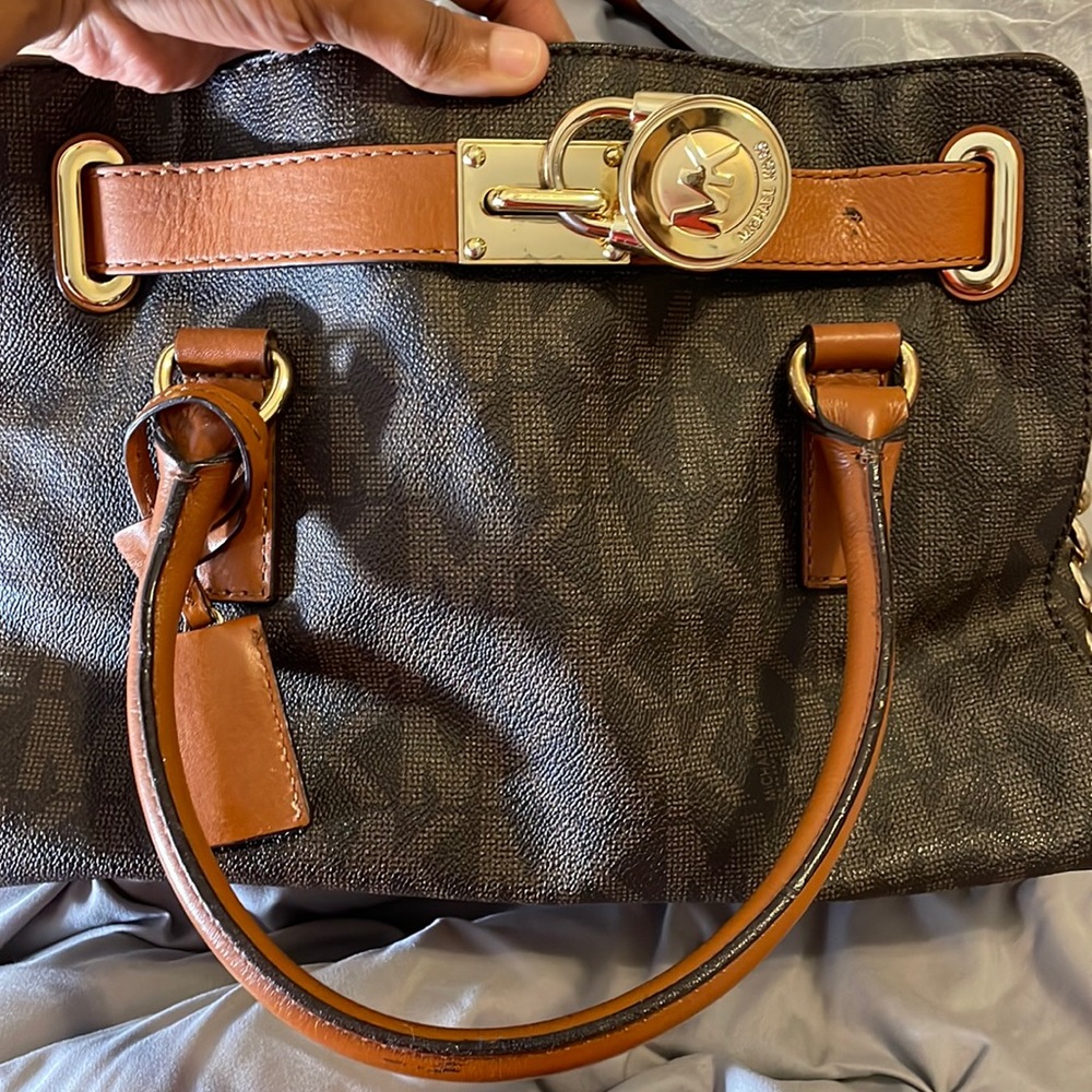 Micheal Kors Brown Purse